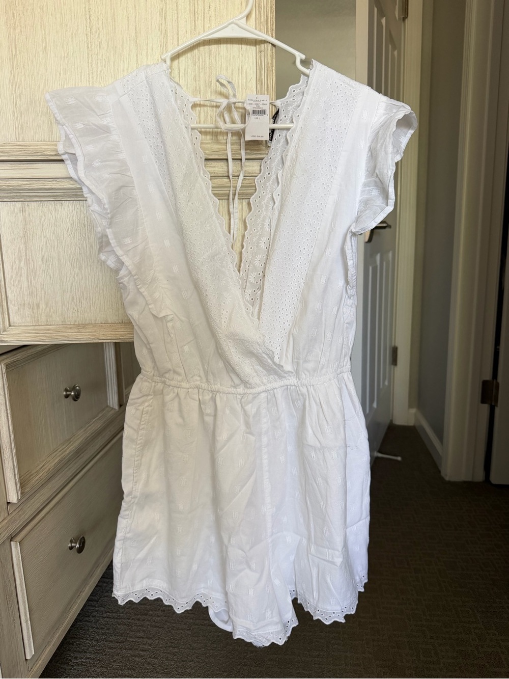 American Eagle White Eyelet Vacation Romper NWT | Size L